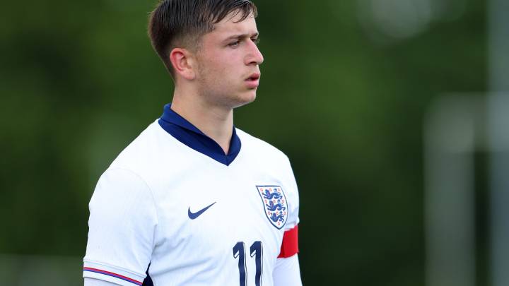 Tottenham Hotspur wonderkid considers switching international allegiance from England