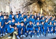 El Real Oviedo pide a 'La Santina' salud y una ayuda para salvarse