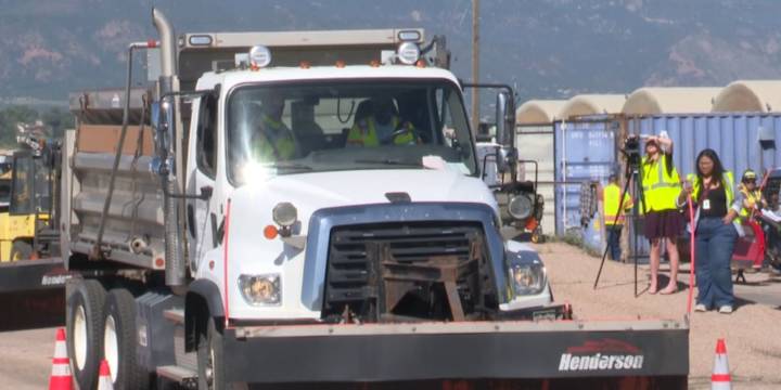Colorado Springs prepares for winter with annual “snow school”
