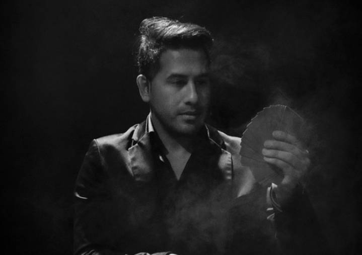 “Magia sin trucos”: el ilusionista Raúl Pintos llega a Corrientes y Resistencia