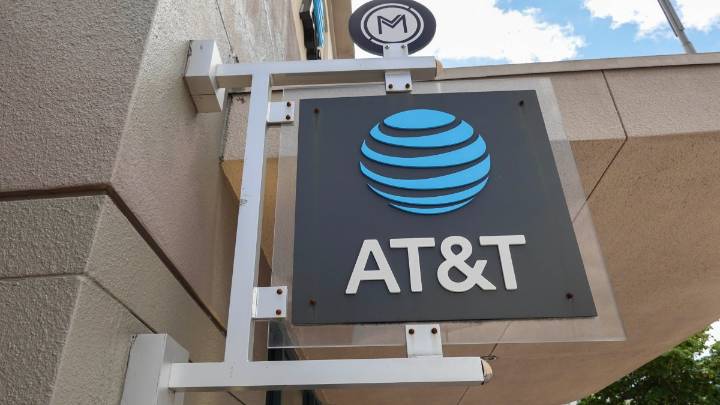 Who is eligible for the AT&T settlement? Here's how to receive up to $7,500