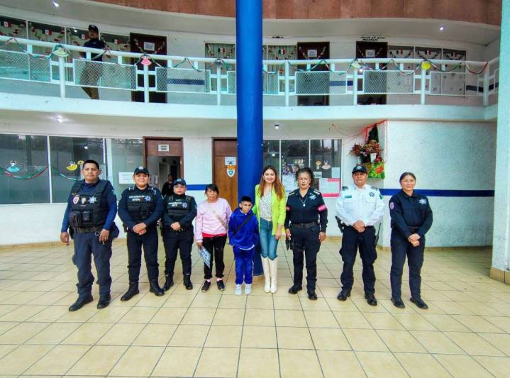 ¡Reencuentro con esperanza! Jóven extraviado de Chimalhuacán localizado en Amecameca