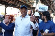 Eric Adams abandona la contienda por la alcaldía de Nueva York