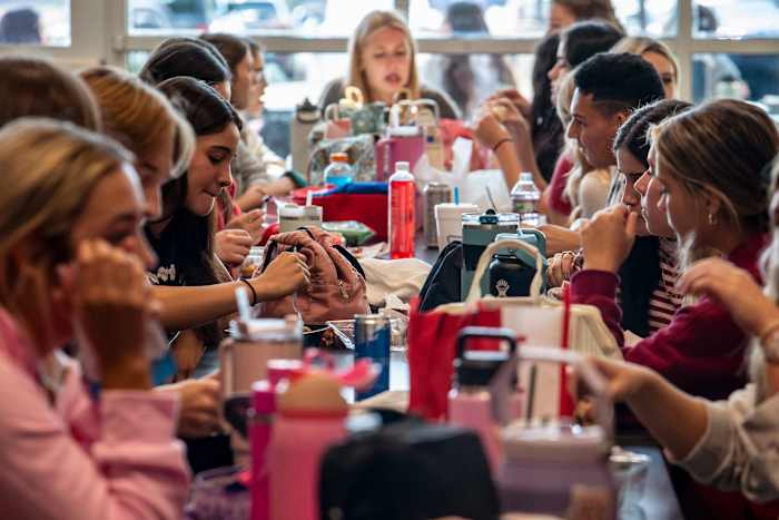 Texas educators praise new school cellphone ban