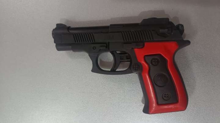 Un menor de edad fue detenido por el robo de una bicicleta con un arma de juguete