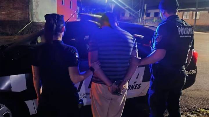 Detienen a un hombre por causar graves quemaduras a su hijastro de 5 años en Misiones