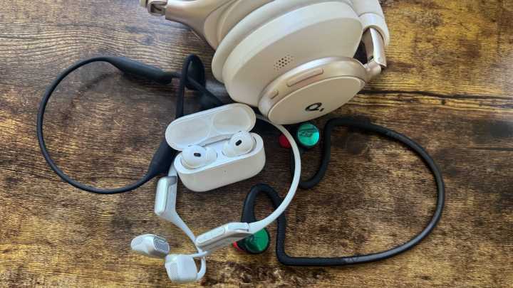 I'm a Marathon Runner, and These Are the Best Earbuds and Headphones for Running