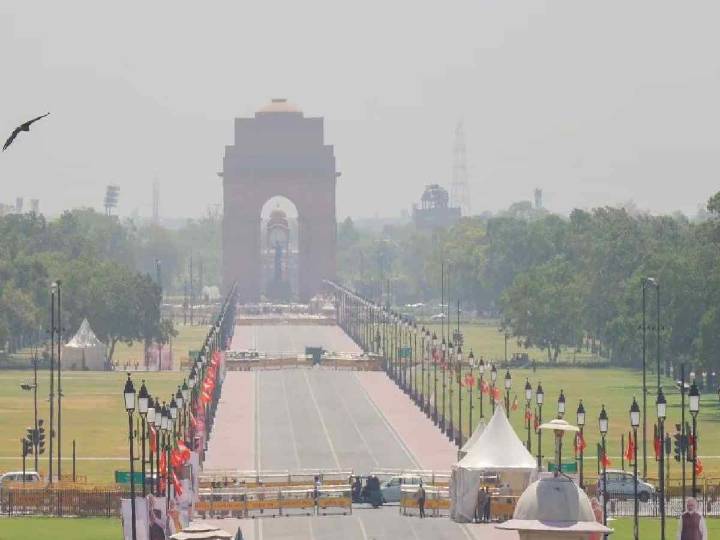 Rain brings relief to Delhi after unusually hot September days