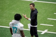 Dolphins injury report: Jaylen Waddle, Chop Robinson status