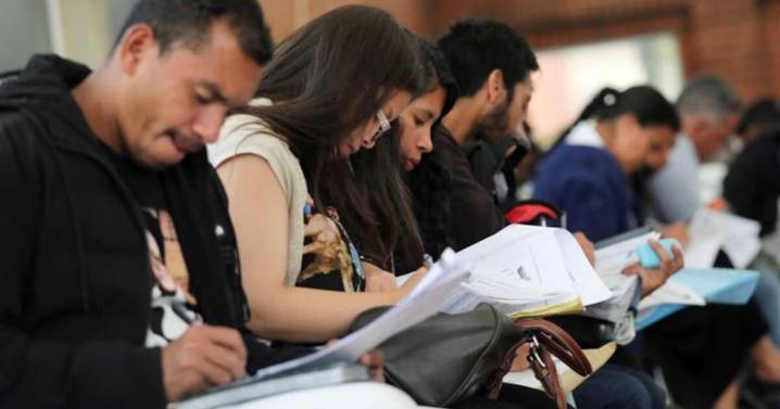 Cerca de 8 millones de peruanos no trabajan ni buscan empleo: mujeres duplican a hombres