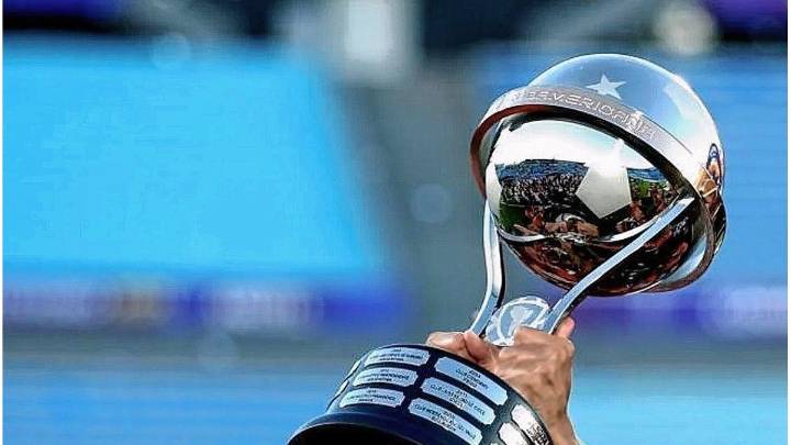 Se vienen los cuartos de final de la Copa Sudamericana: días y horarios de los cruces