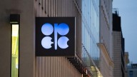El petróleo cae en la preocupación de la OPEP+ puede aceptar aumentar el suministro