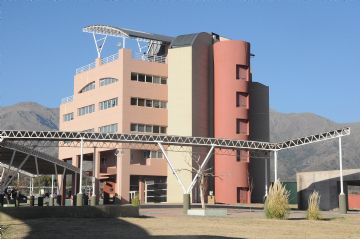 La ULP lanza un curso sobre Inteligencia Artificial Generativa con puntaje docente