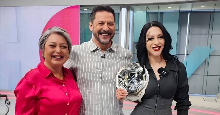El mensaje de Jeannette Jara a Stephanie Vaquer tras coronarse campeona mundial de la WWE