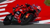 Los italianos lo intentan, pero Márquez vuelve a ser el mejor