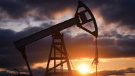 India tells US that reducing buying Russian oil depends on purchases of sanctioned Iranian, Venezuelan oil: Report