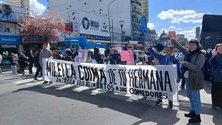 Lomas de Zamora: Comedores populares exigieron mercadería y reconocimiento salarial