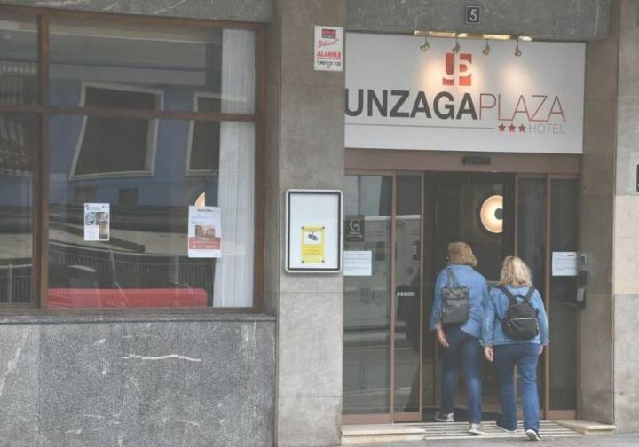 El Hotel Unzaga de Eibar cierra sus puertas el 31 de octubre: fin de una era y dudas sobre su futuro