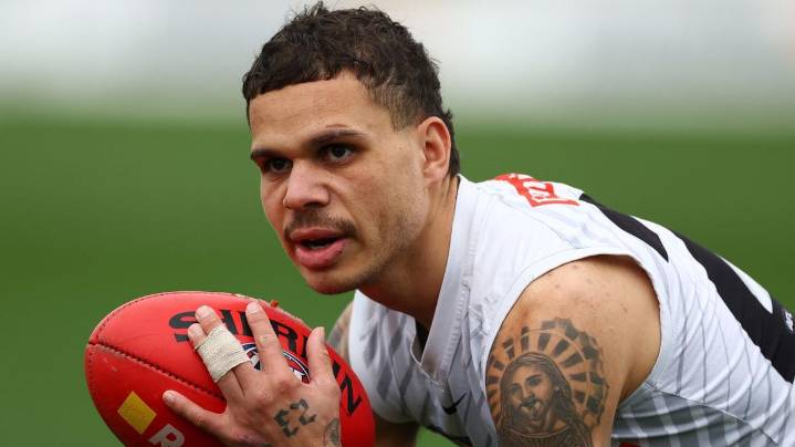 Collingwood forward Bobby Hill not selected for preliminary final against Brisbane