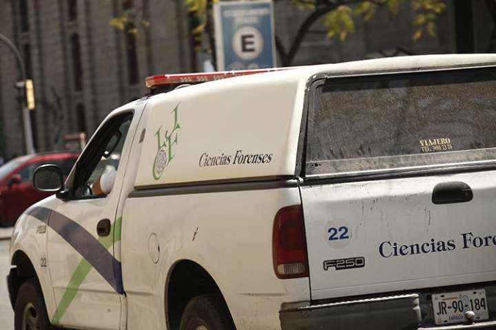 Hallan cuerpo en canal de Tlajomulco