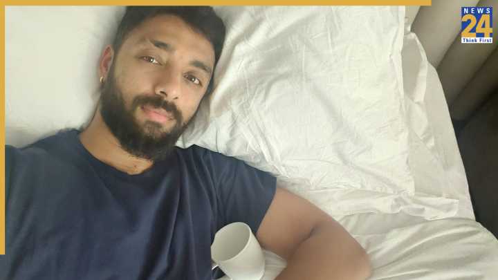 Varun Chakaravarthy trolls Pakistan, celebrates Asia Cup 2025 win with a tea cup