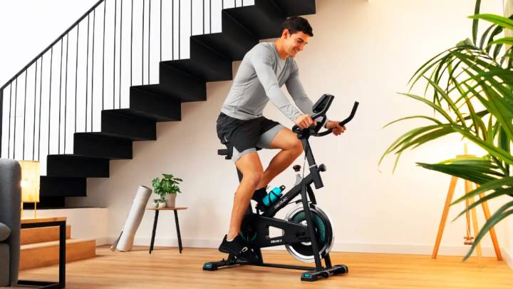 Cómo retomar la rutina deportiva con esta bicicleta estática de menos de 100 euros
