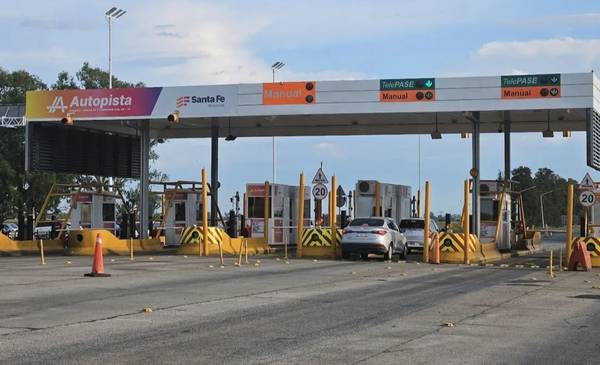 Pullaro aumentó el peaje en la autopista Rosario
