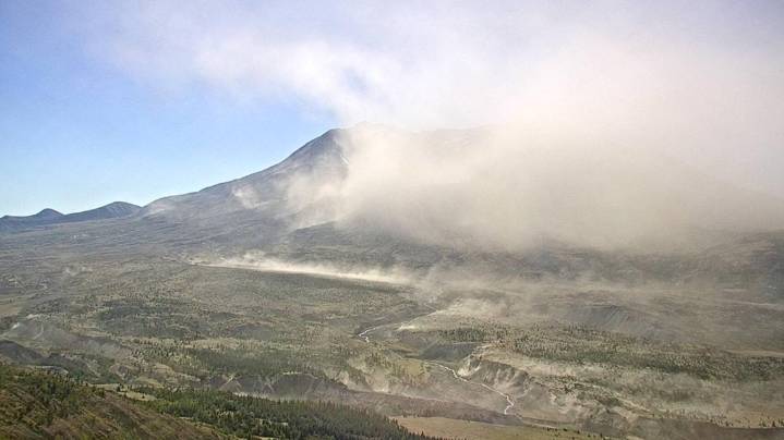 Strong winds whip up ash from Mount St. Helens' 1980s eruption