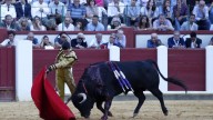El idilio de Emilio de Justo con Valladolid le brinda tres orejas y le abre la puerta grande