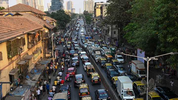 India’s horn-happy drivers pump up the volume even louder : NPR