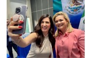 - Fue Maru el motor con Kenia López Rabadán