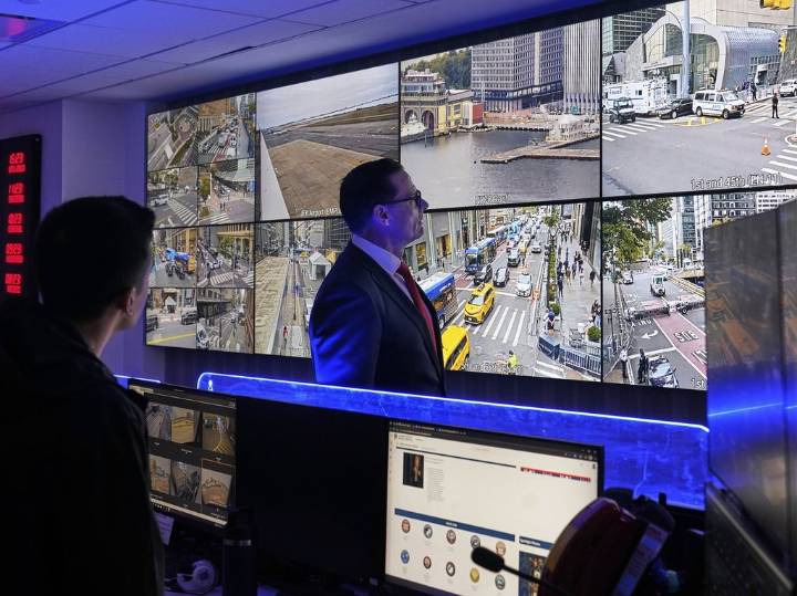 Secret Service dismantles telecom threat around UN capable of crippling cell service in NYC