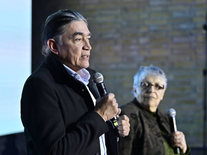 Bolívar calienta coalición antiquintero en la consulta del Pacto