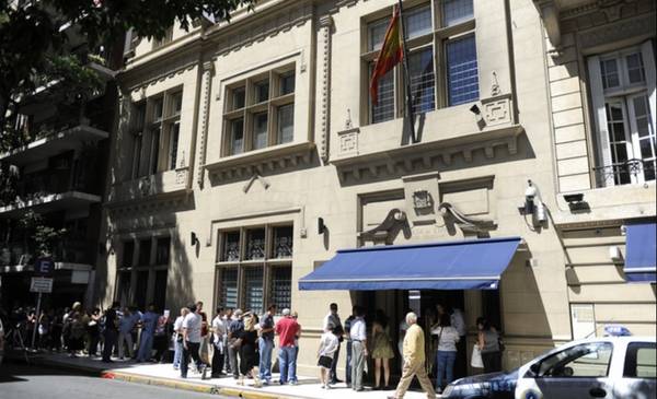 Argentina lidera los pedidos para obtener la ciudadanía española