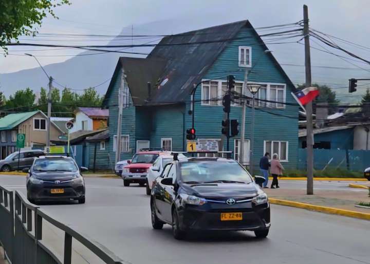 Se abre concurso para nueva línea de taxis colectivos en Coyhaique