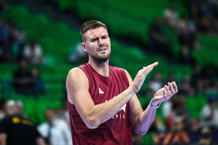 What Happened After Kristaps Porzingis’ Game vs Lithuania? Police Intervene Amid Security Concern in EuroBasket