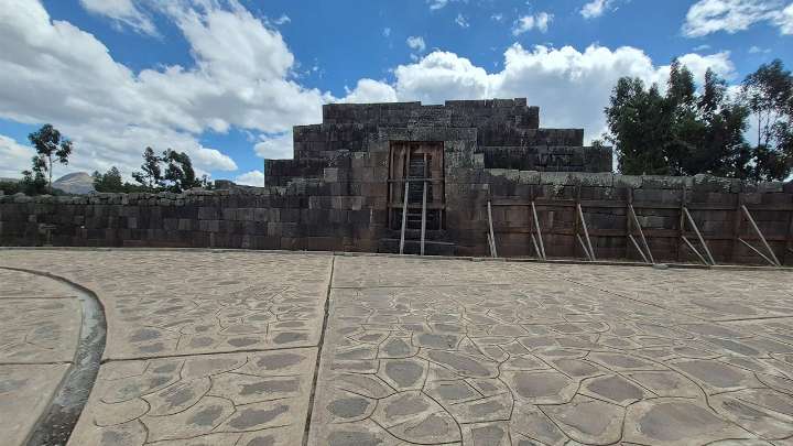 Ushnu: Símbolo cultural de Vilcas Huamán en peligro