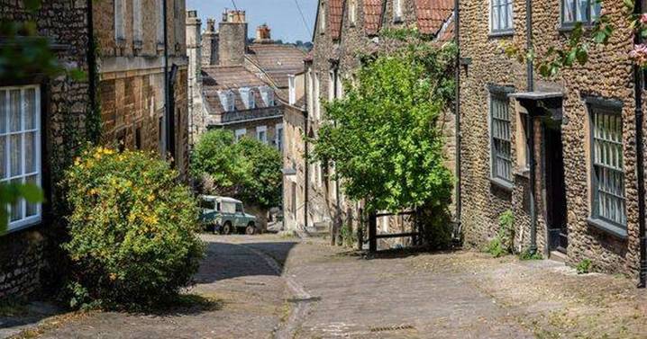'Picturesque' town just two hours from London perfect for cosy autumn weekend