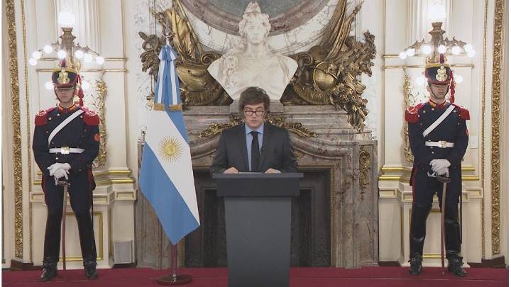 Javier Milei en cadena nacional: "Lo peor ya pasó"