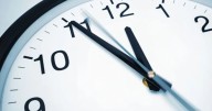 Cambio de hora en Chile: Se adelanta o se atrasa el reloj y en qué regiones no aplica la modificación