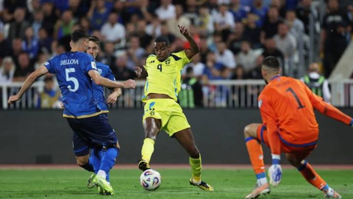 Sweden's World Cup qualifying hopes hit by 2