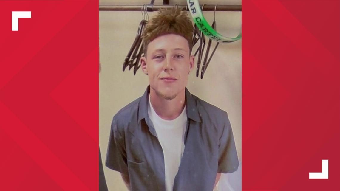 Toledo community gathers to honor slain business owner on what would have been his 25th birthday