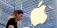 Autores demandan a Apple por usar libros para entrenar a su inteligencia artificial