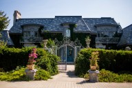Owners of historic Michigan mansion get preliminary approval for event space