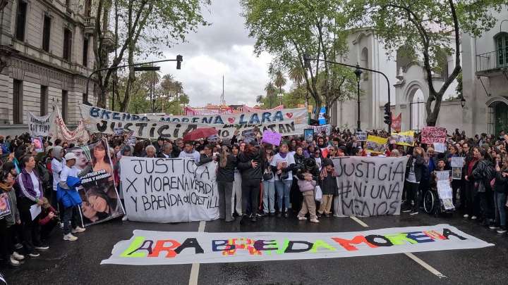 Comenzó la marcha para reclamar justicia por el triple femicidio de Florencio Varela