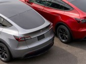Tesla faces U.S. auto safety investigation over door handles