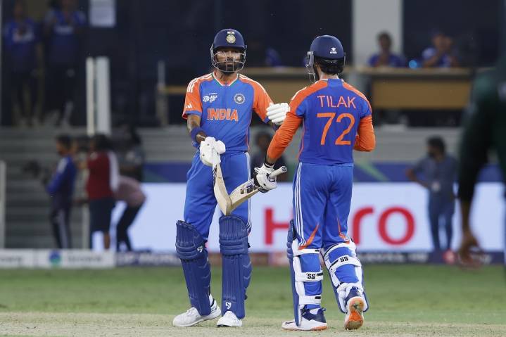 India Defeat Pakistan By Six wickets In Asia Cup Super 4s Match