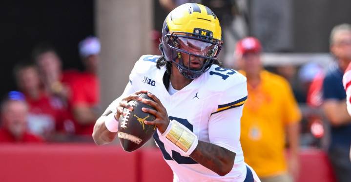 PFF snap counts, grades from Michigan Football’s 30