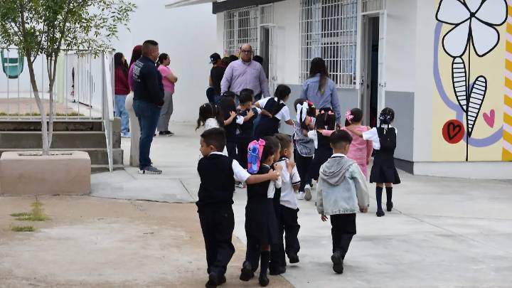 Arranca NutriChihuahua en Parral con desayunos escolares para más de mil niños y adolescentes