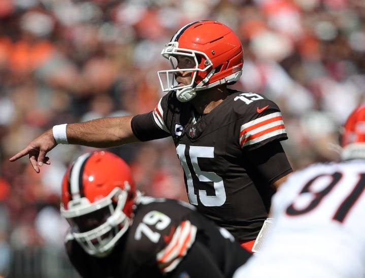Deadspin | Joe Flacco returns to Baltimore as Browns, Ravens search for first win